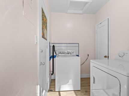 2214 U St, Sacramento, CA 95818 Photo