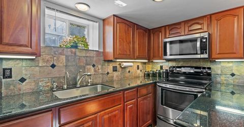 2214 U St, Sacramento, CA 95818 Photo