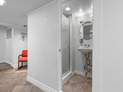 2214 U St, Sacramento, CA 95818 Photo