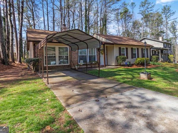 811 Longfellow Court, Stone Mountain, GA 30088