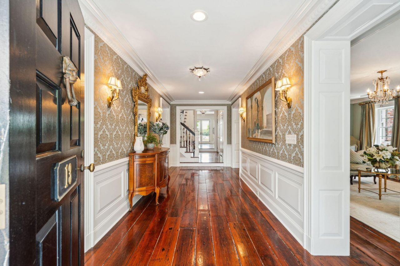 13 Broughton Road Photo 16