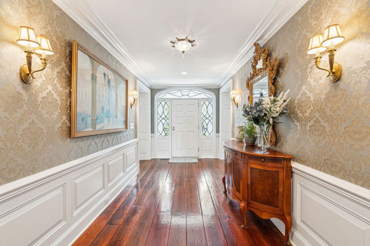 13 Broughton Road Photo 17