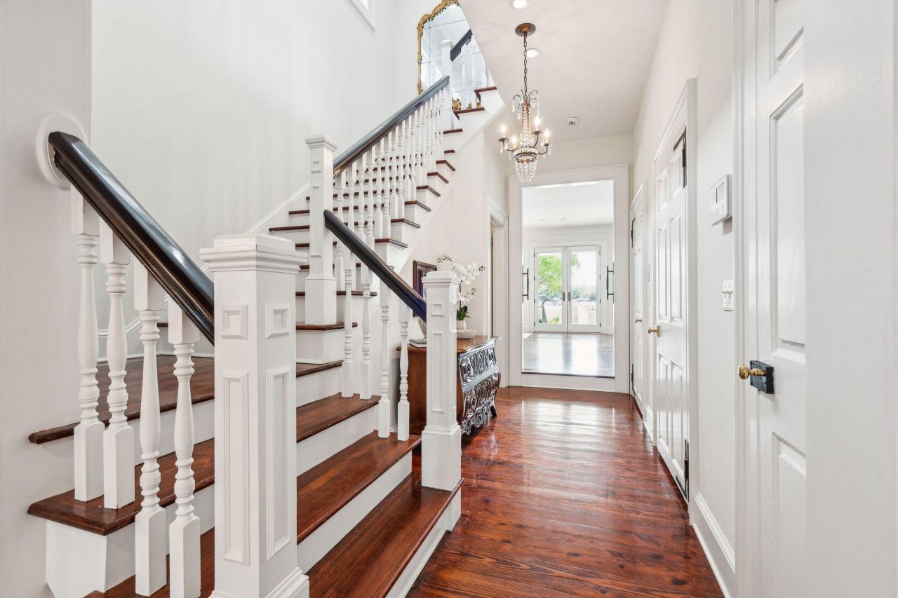 13 Broughton Road Photo 24