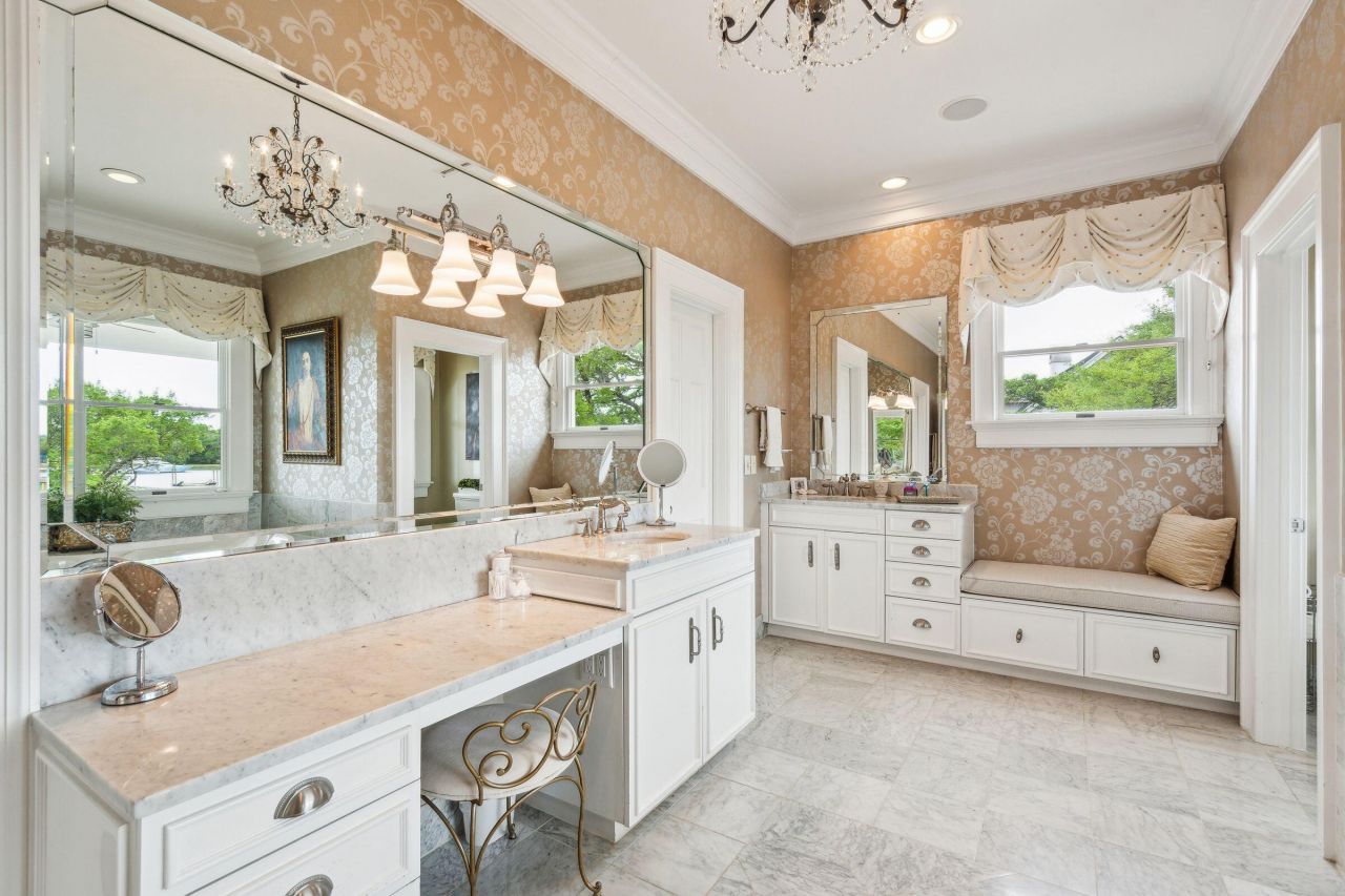 13 Broughton Road Photo 54