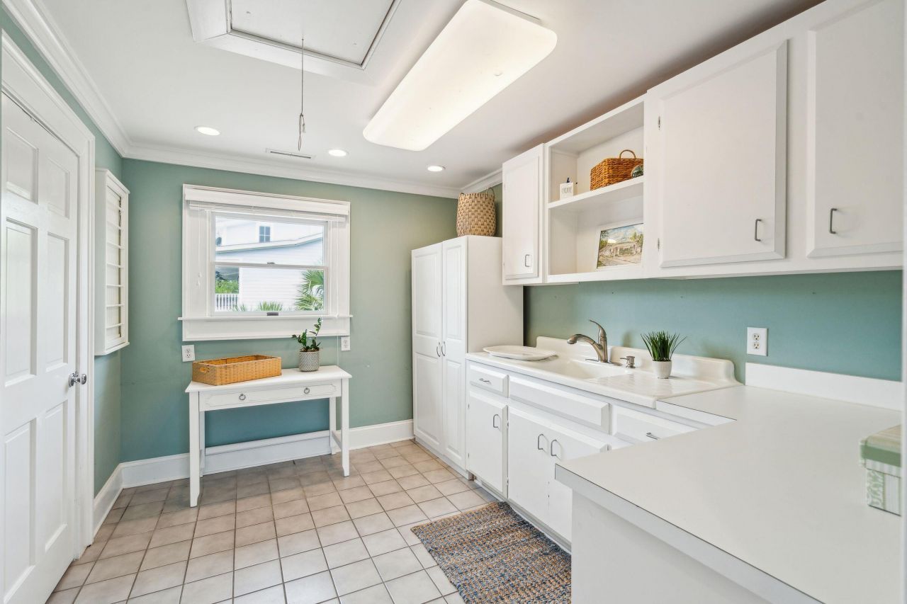 13 Broughton Road Photo 58