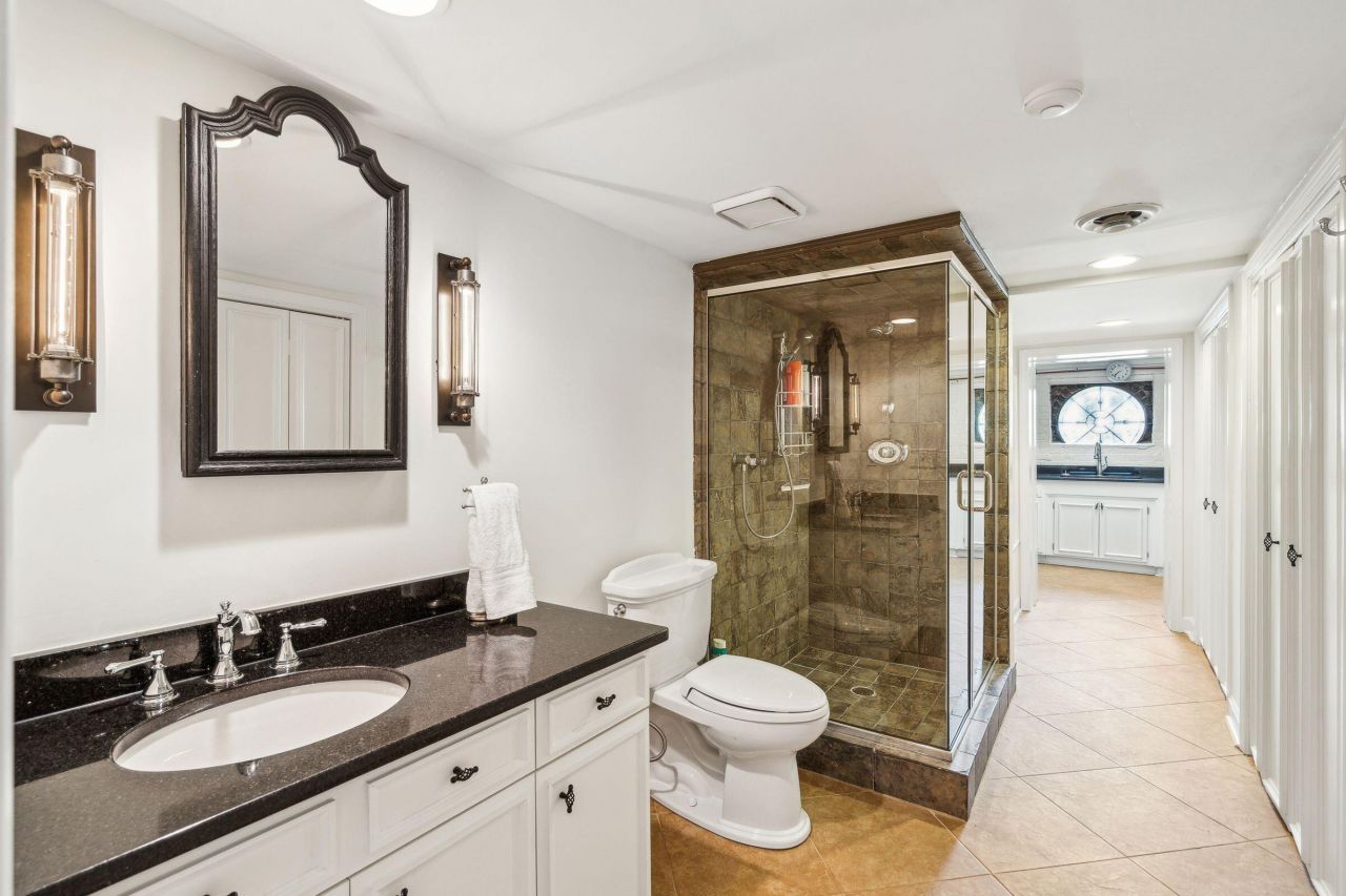 13 Broughton Road Photo 70