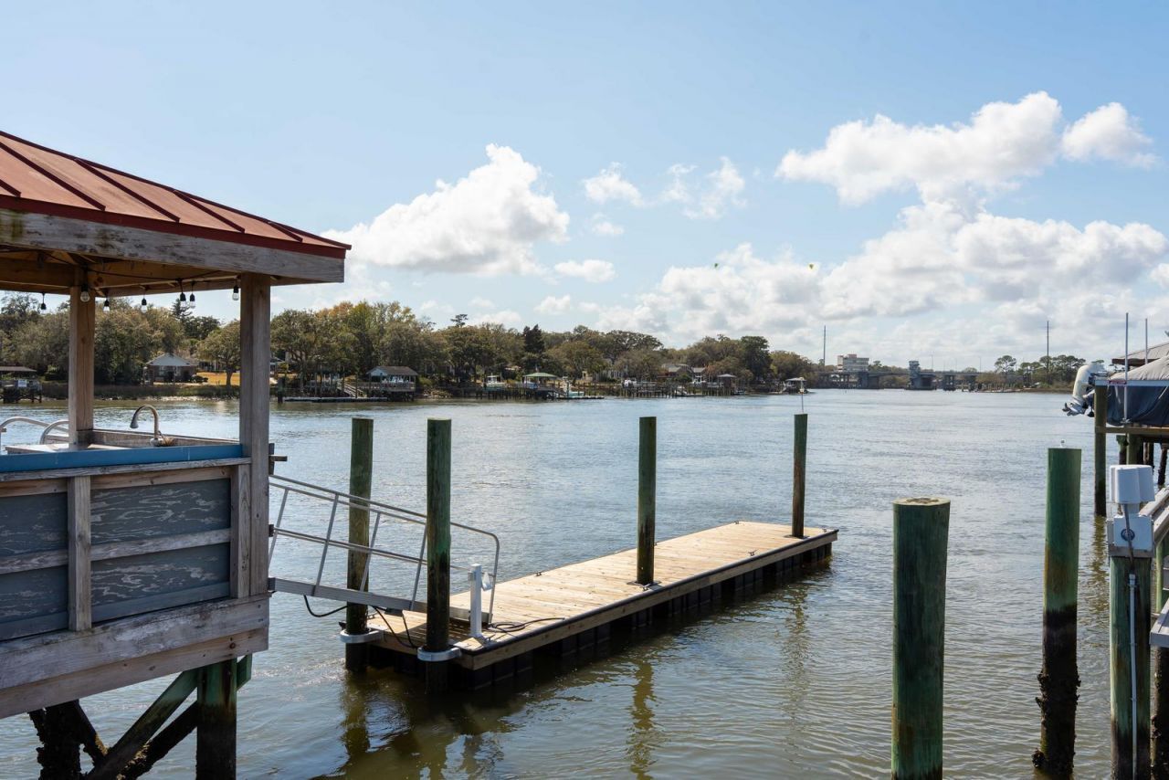 13 Broughton Road Photo 94