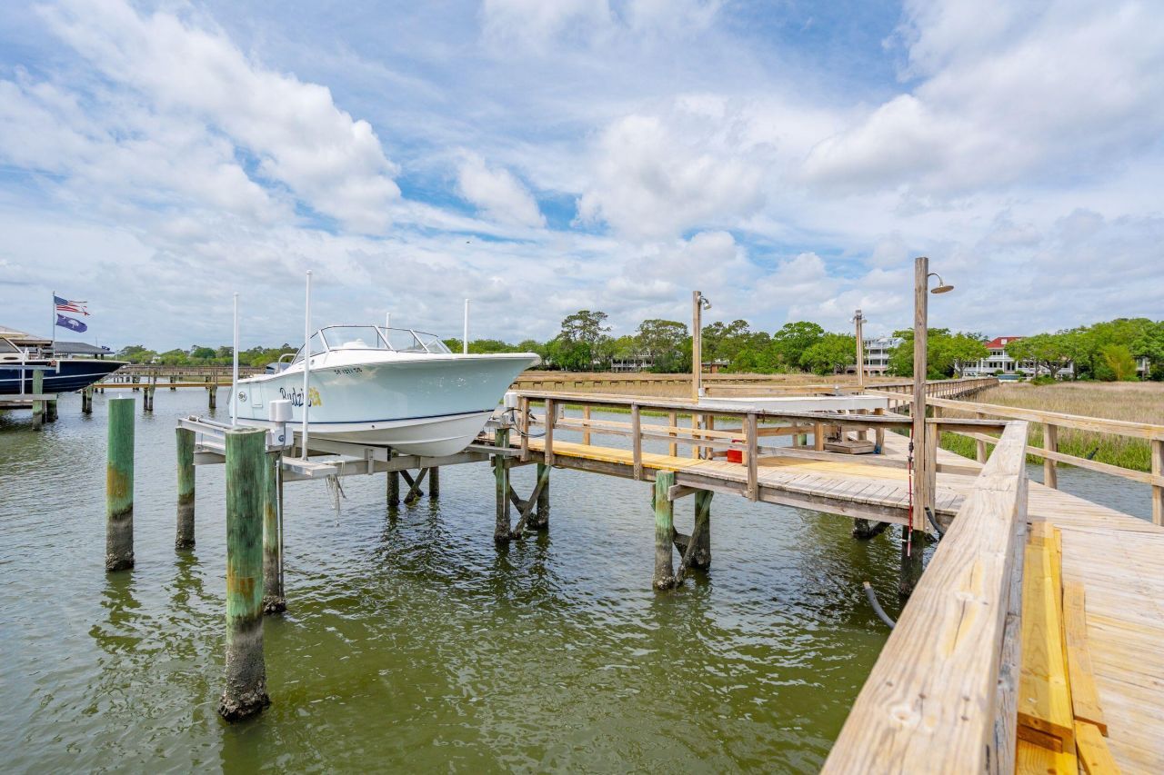 13 Broughton Road Photo 95