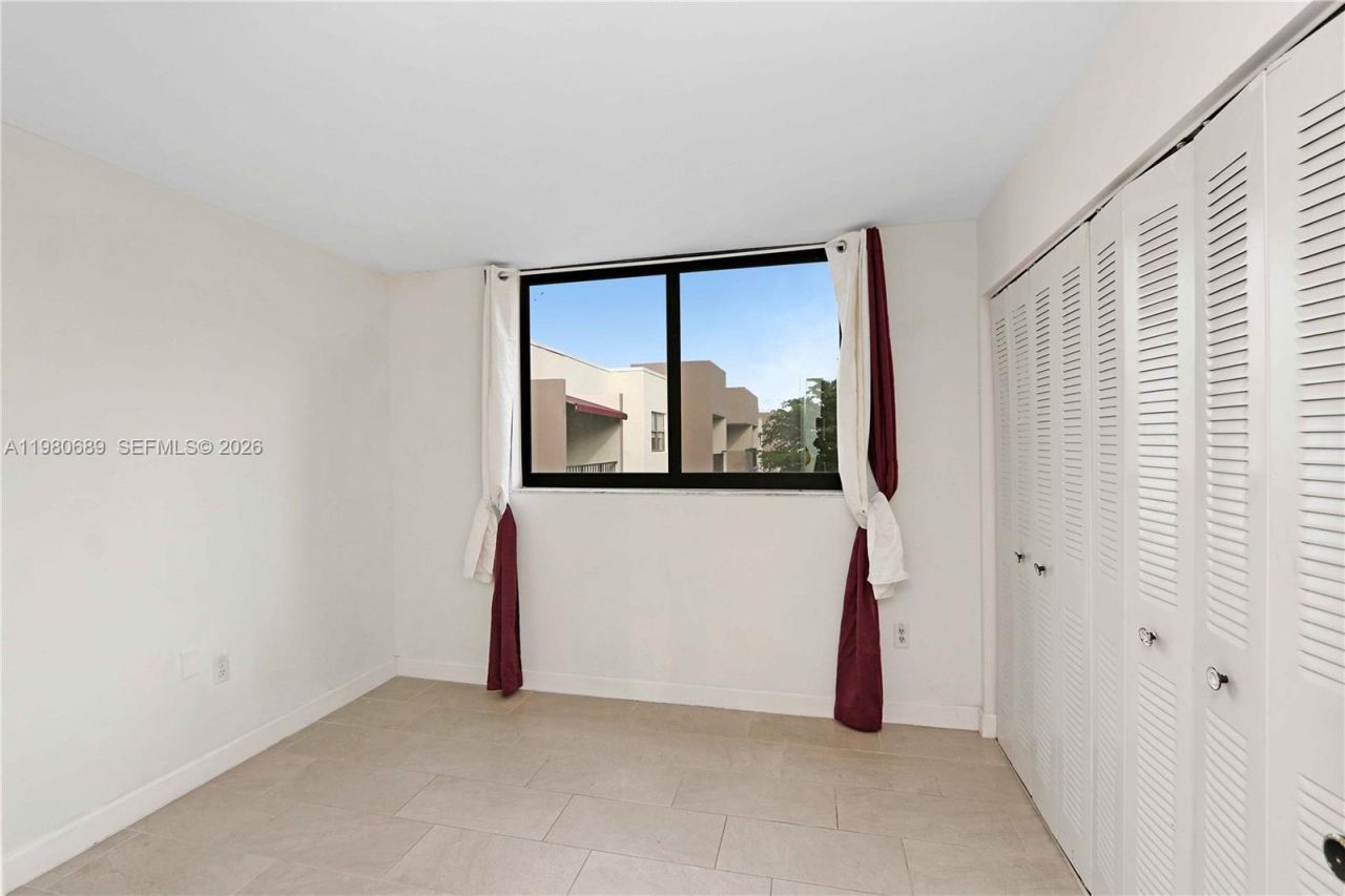 8006 SW 149th Ave , Unit D403, Miami, FL 33193 Photo