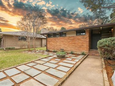 524 N Manus Drive, Dallas, TX 75224