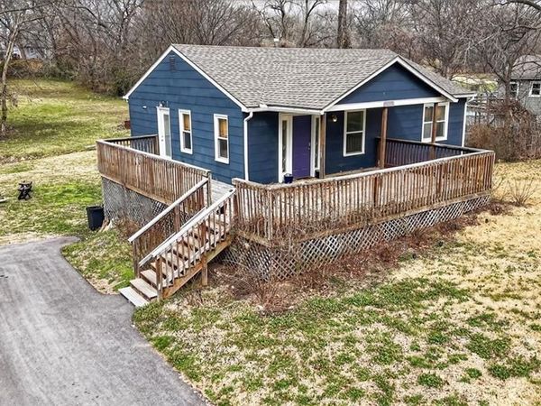 2832 N 74 Street, Kansas City, KS 66109