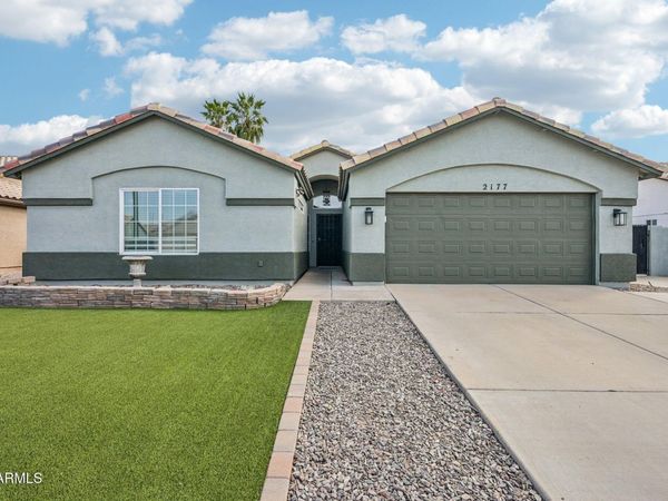 2177 E RANCH Court, Gilbert, AZ 85296