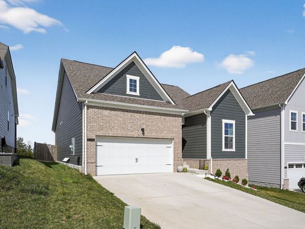 6132 Saxlingham Pl, Smyrna, TN 37167