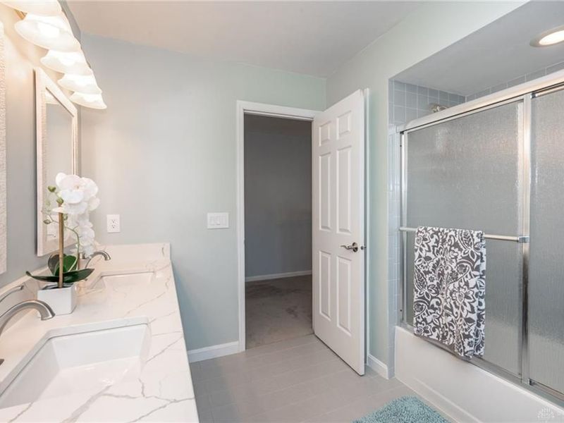 6643 Miami Trails Drive, Loveland, OH 45140 Photo 30