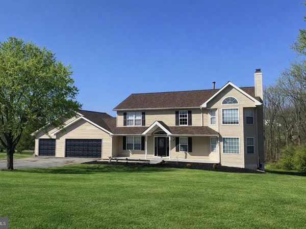 1013 W BRIDGE STREET, SPRING CITY, PA 19475