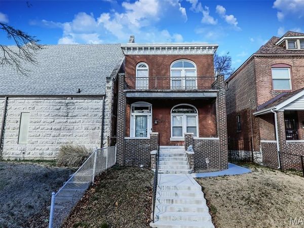 4367 Enright Avenue, St Louis, MO 63108