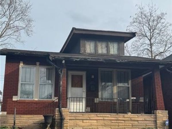 6462 Wanda Avenue, St Louis, MO 63116