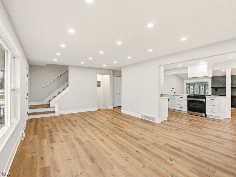 36988 Clearway Drive, Eastlake, OH 44095 Photo 21