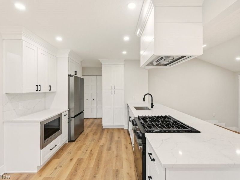 36988 Clearway Drive, Eastlake, OH 44095 Photo 5