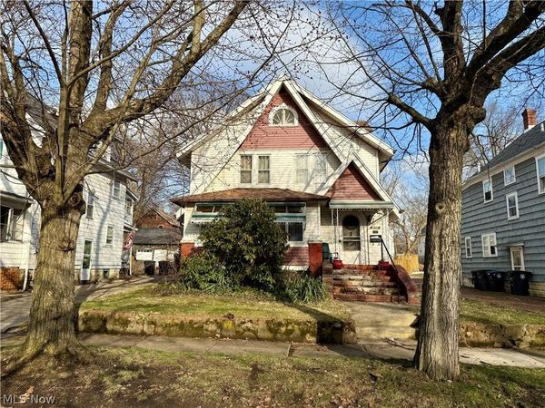 1375 Curtis Street, Akron, OH 44301