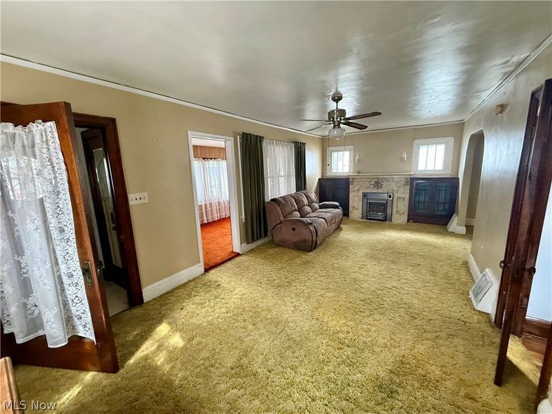 1375 Curtis Street, Akron, OH 44301 Photo 6