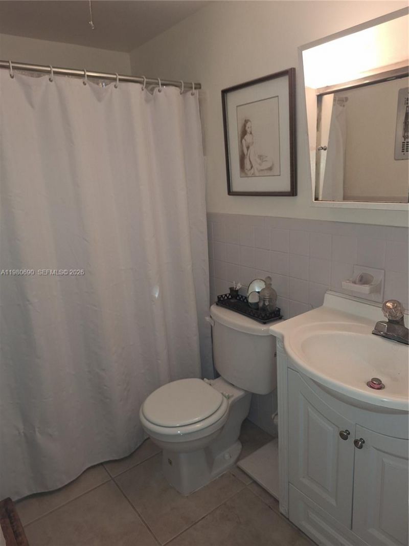 15610 NE 6th Ave, Unit 19C, Miami, FL 33162 Photo