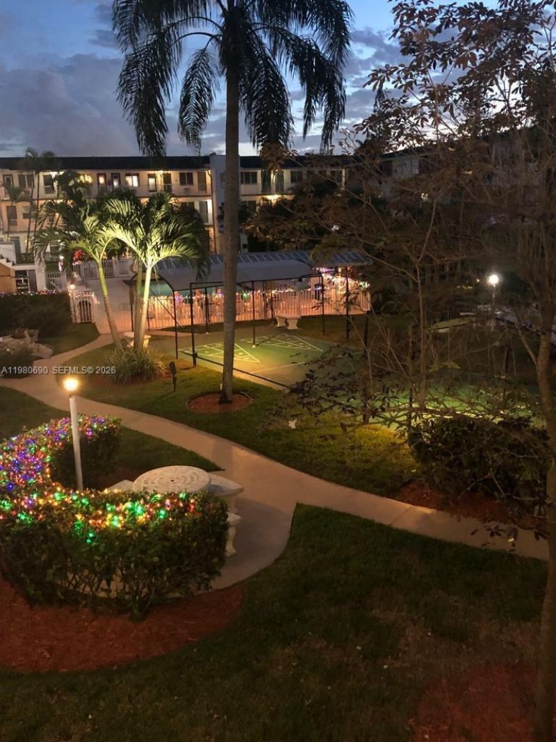 15610 NE 6th Ave, Unit 19C, Miami, FL 33162 Photo