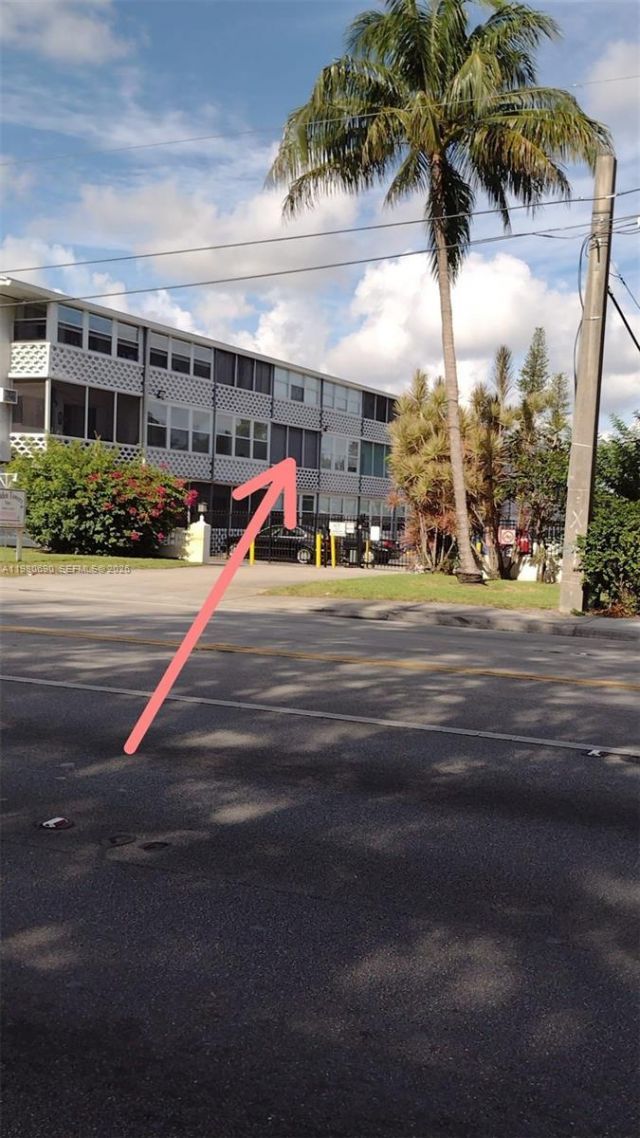 15610 NE 6th Ave, Unit 19C, Miami, FL 33162 Photo