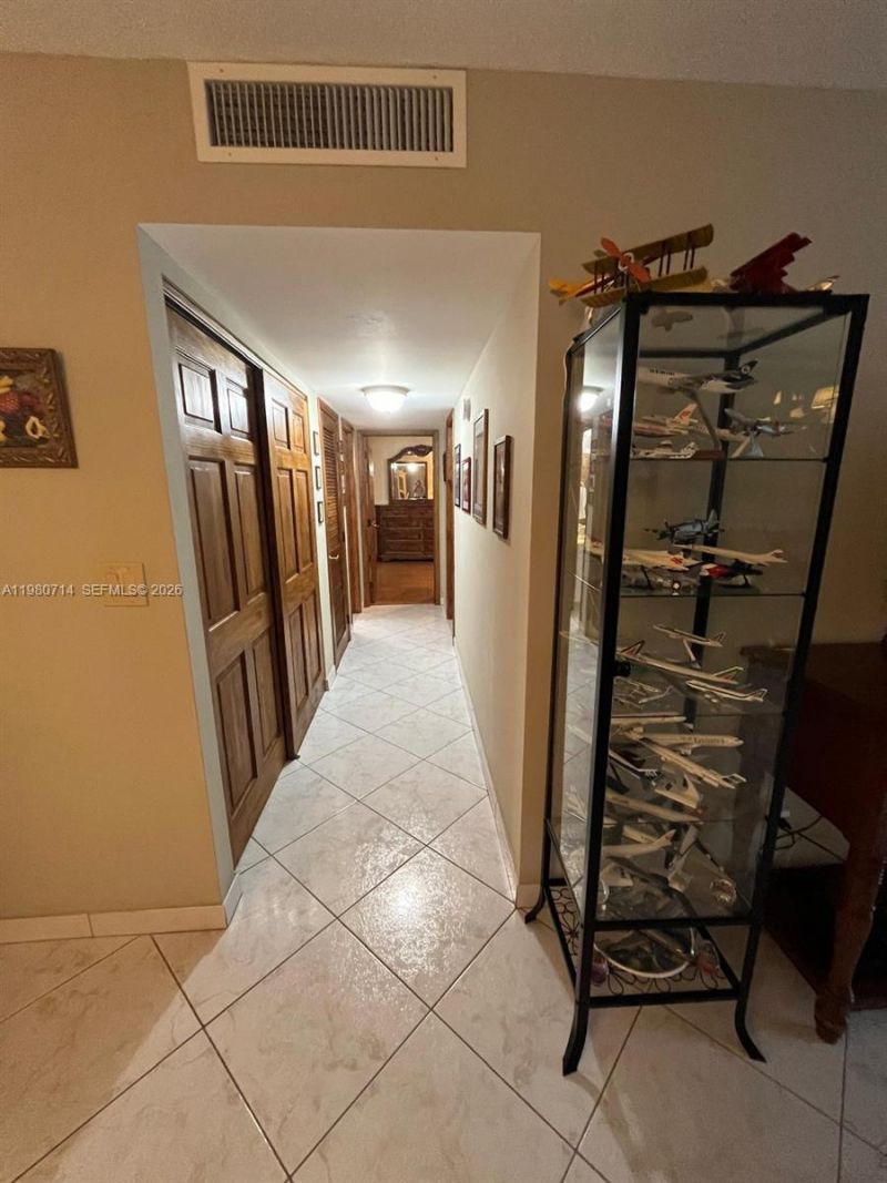 1601 S Ocean Dr , Unit 605, Hollywood, FL 33019 Photo