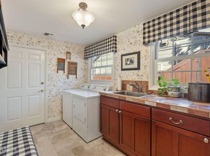 1030 La Rue Avenue, Reno, NV 89509 Photo