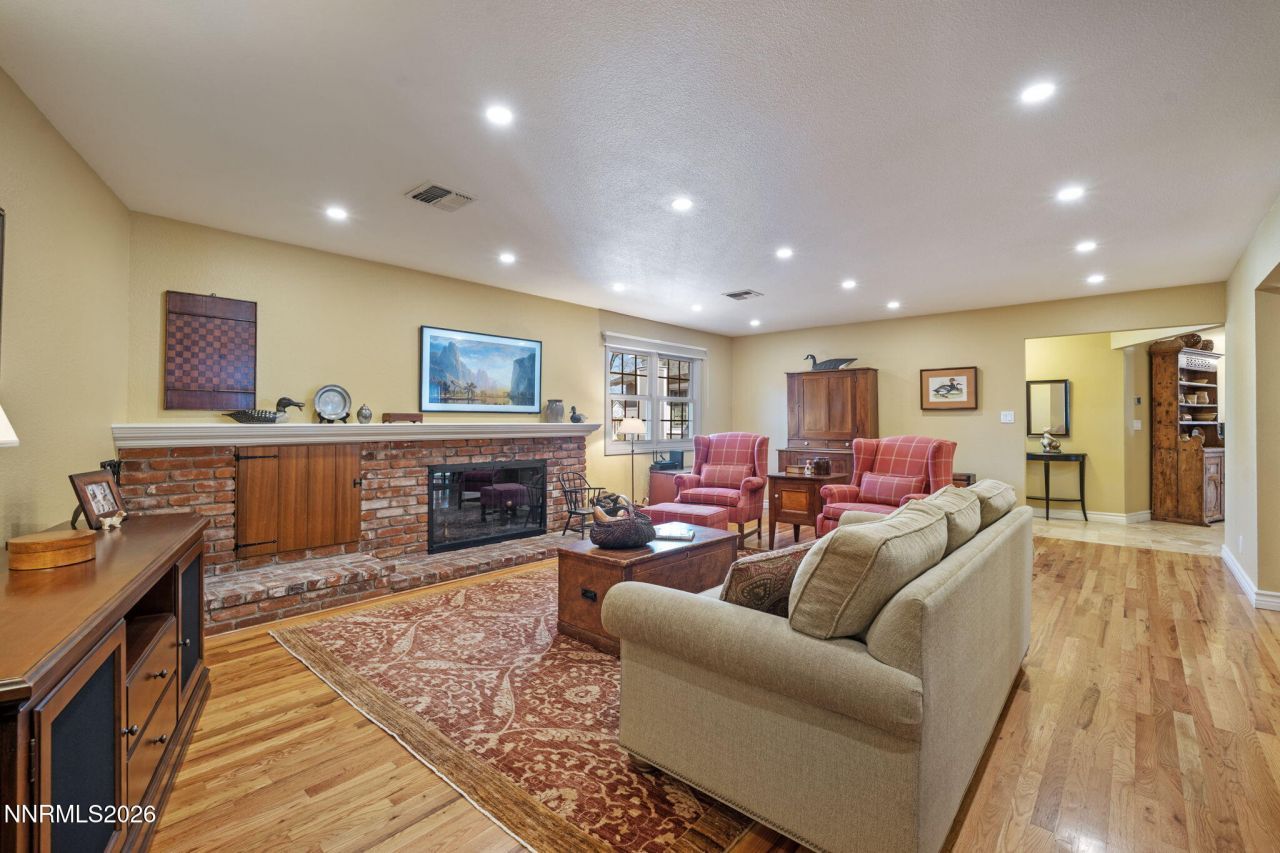 1030 La Rue Avenue, Reno, NV 89509 Photo