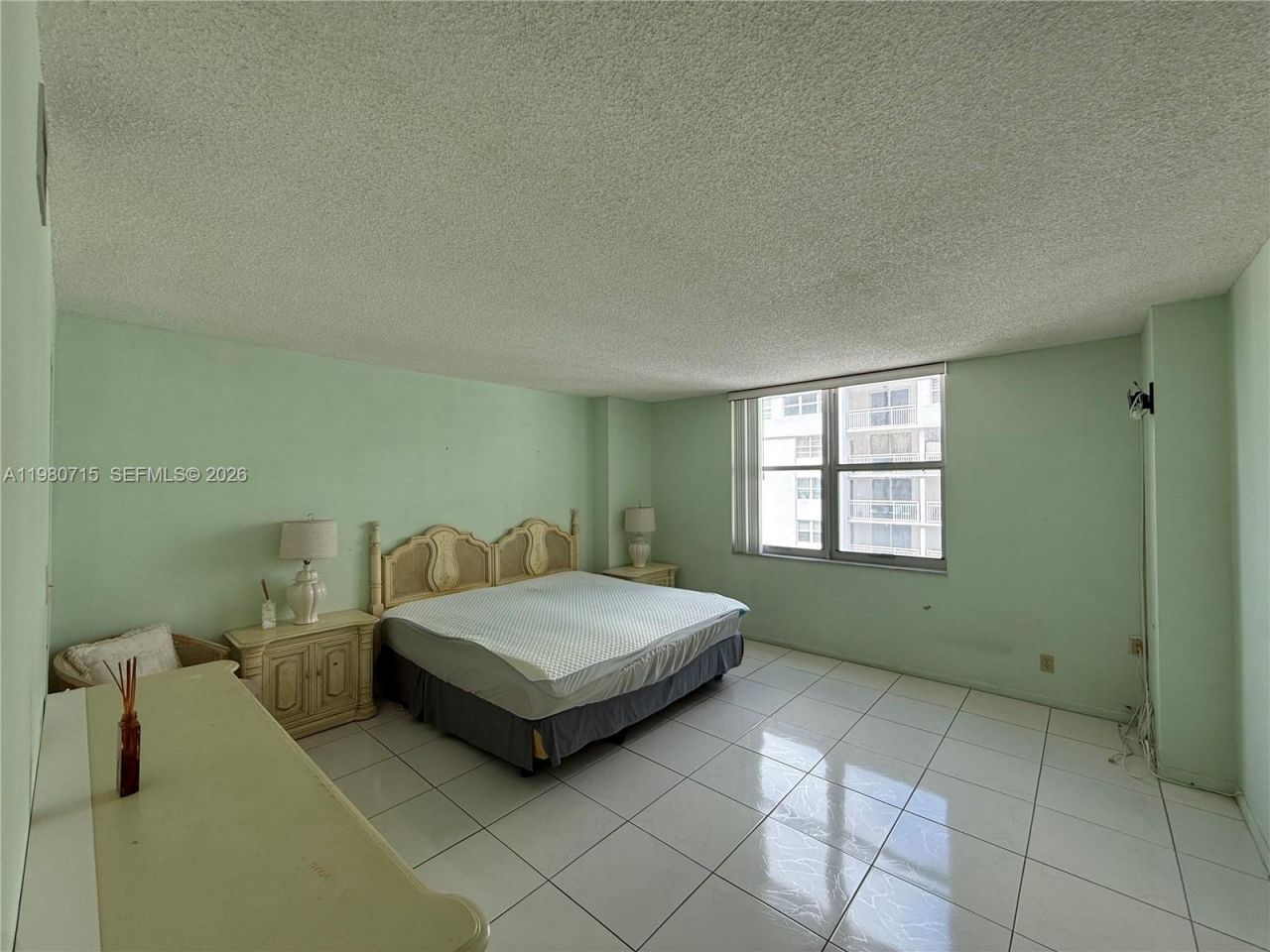 1865 S Ocean Dr , Unit 15C, Hallandale Beach, FL 33009 Photo