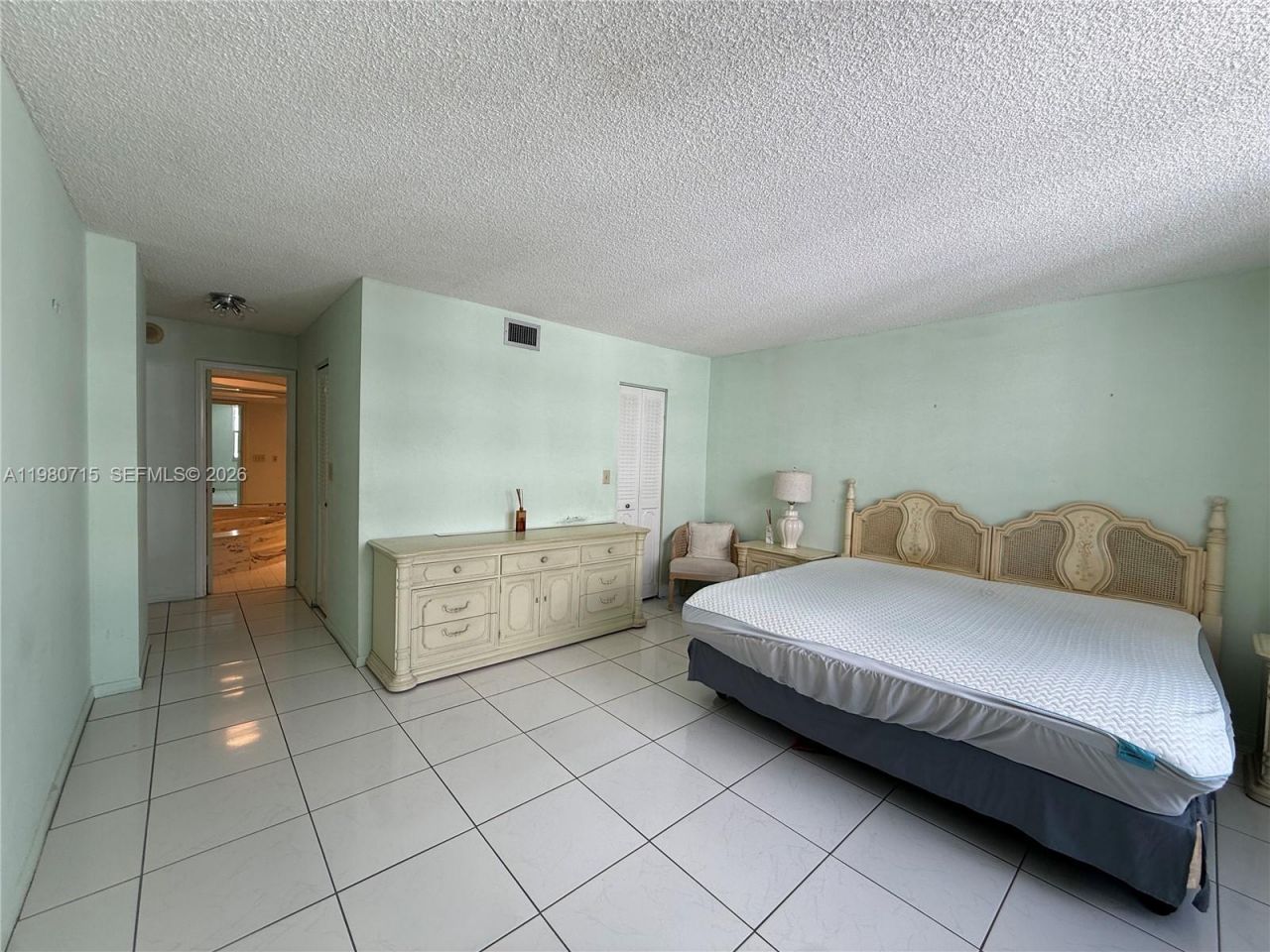 1865 S Ocean Dr , Unit 15C, Hallandale Beach, FL 33009 Photo