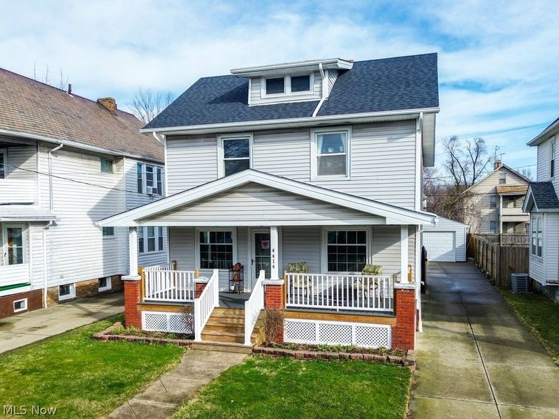 4414 Henritze Avenue, Cleveland, OH 44114 Photo 12