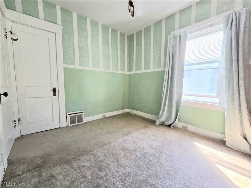 4414 Henritze Avenue, Cleveland, OH 44114 Photo 28