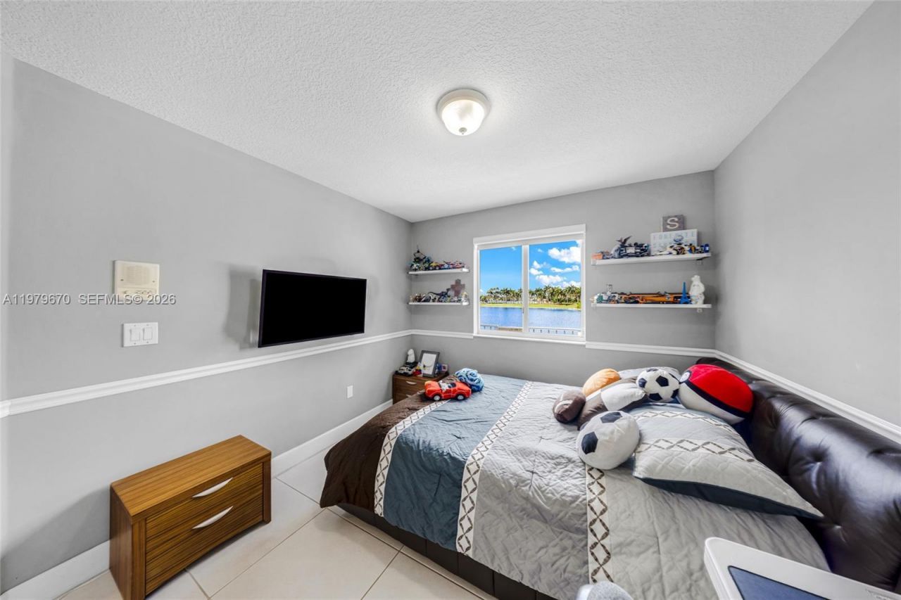 10917 NW 59th St , Doral, FL 33178 Photo