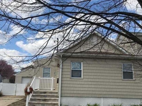 3665 Ionia Street, Seaford, NY 11783