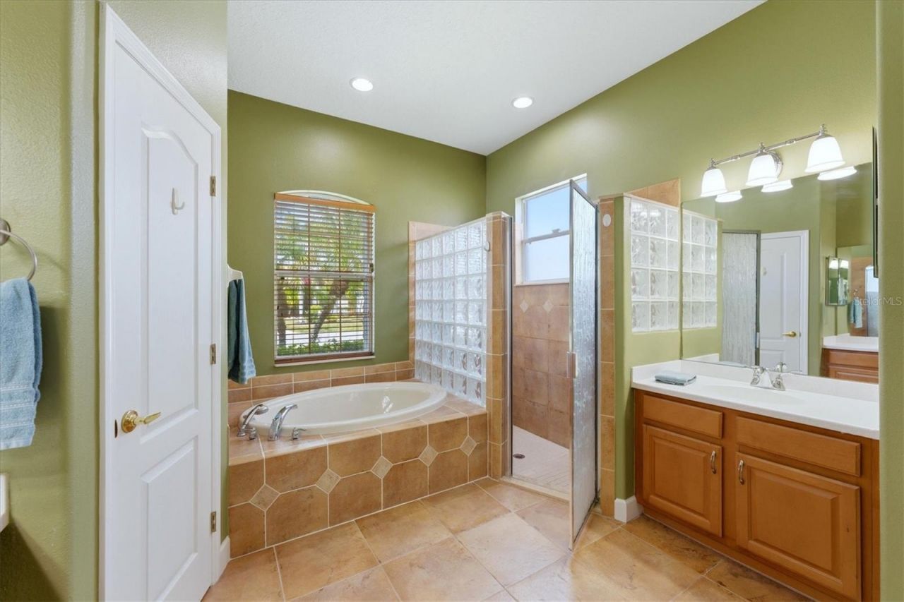 6145 46th Lane E, Bradenton, FL 34203 Photo