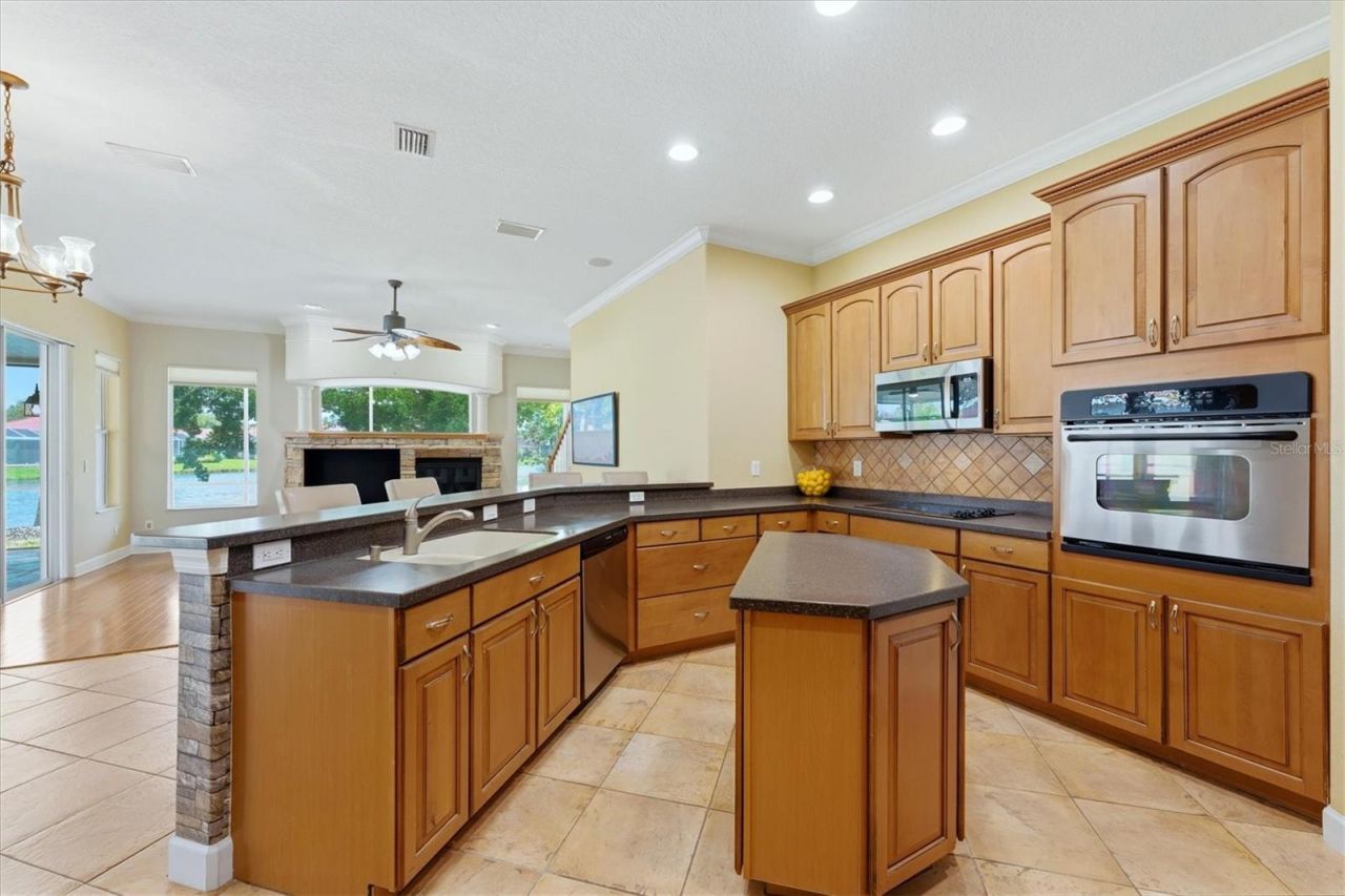 6145 46th Lane E, Bradenton, FL 34203 Photo