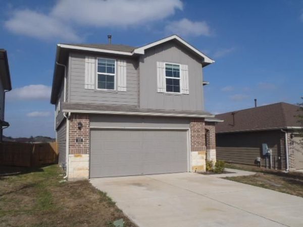 221 Calgary LN, San Marcos, TX 78666