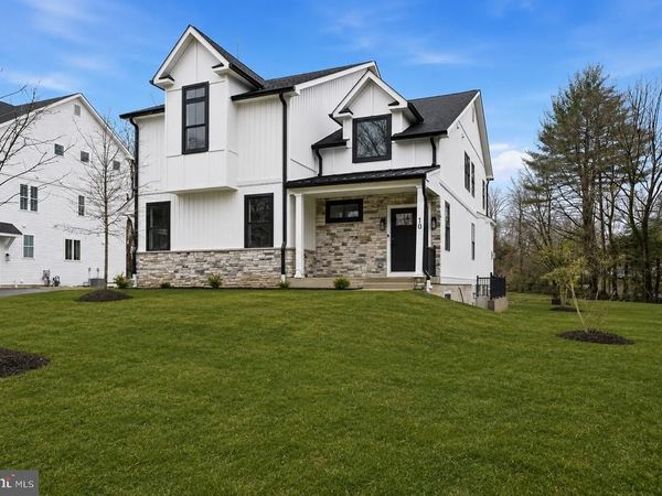 10 CHURCHVILLE LANE, CHURCHVILLE, PA 18966