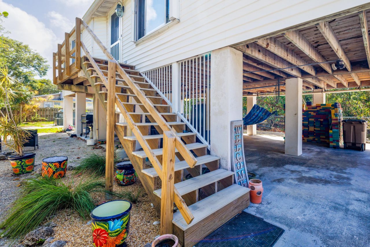 30350 Oleander Boulevard, Big Pine Key, FL 33043 Photo