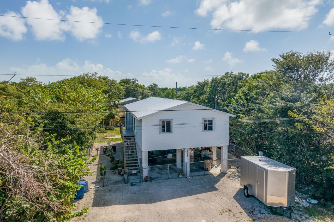 30350 Oleander Boulevard, Big Pine Key, FL 33043 Photo