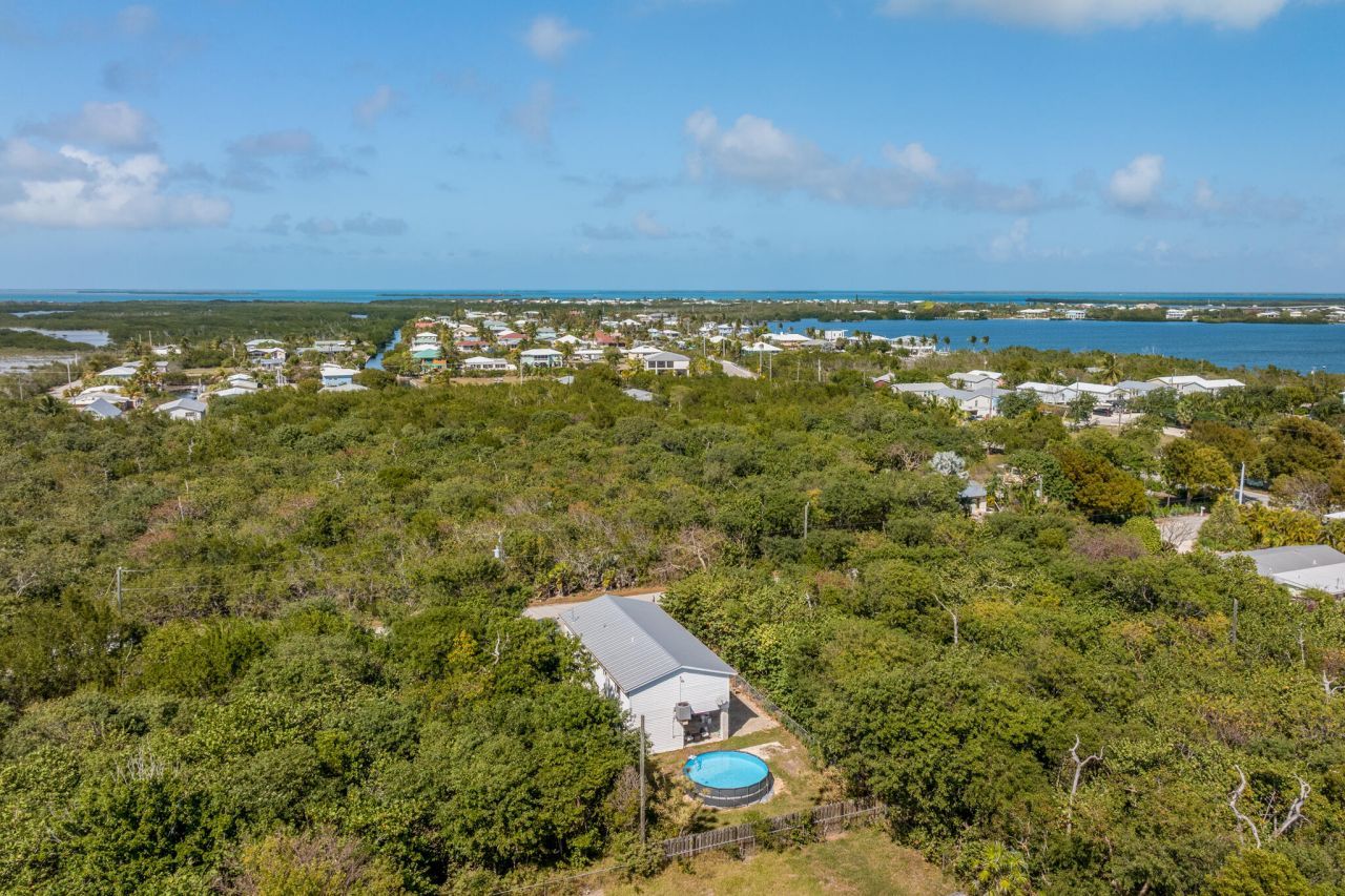 30350 Oleander Boulevard, Big Pine Key, FL 33043 Photo