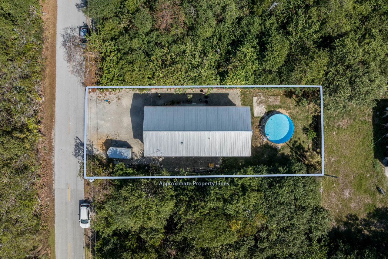 30350 Oleander Boulevard, Big Pine Key, FL 33043 Photo