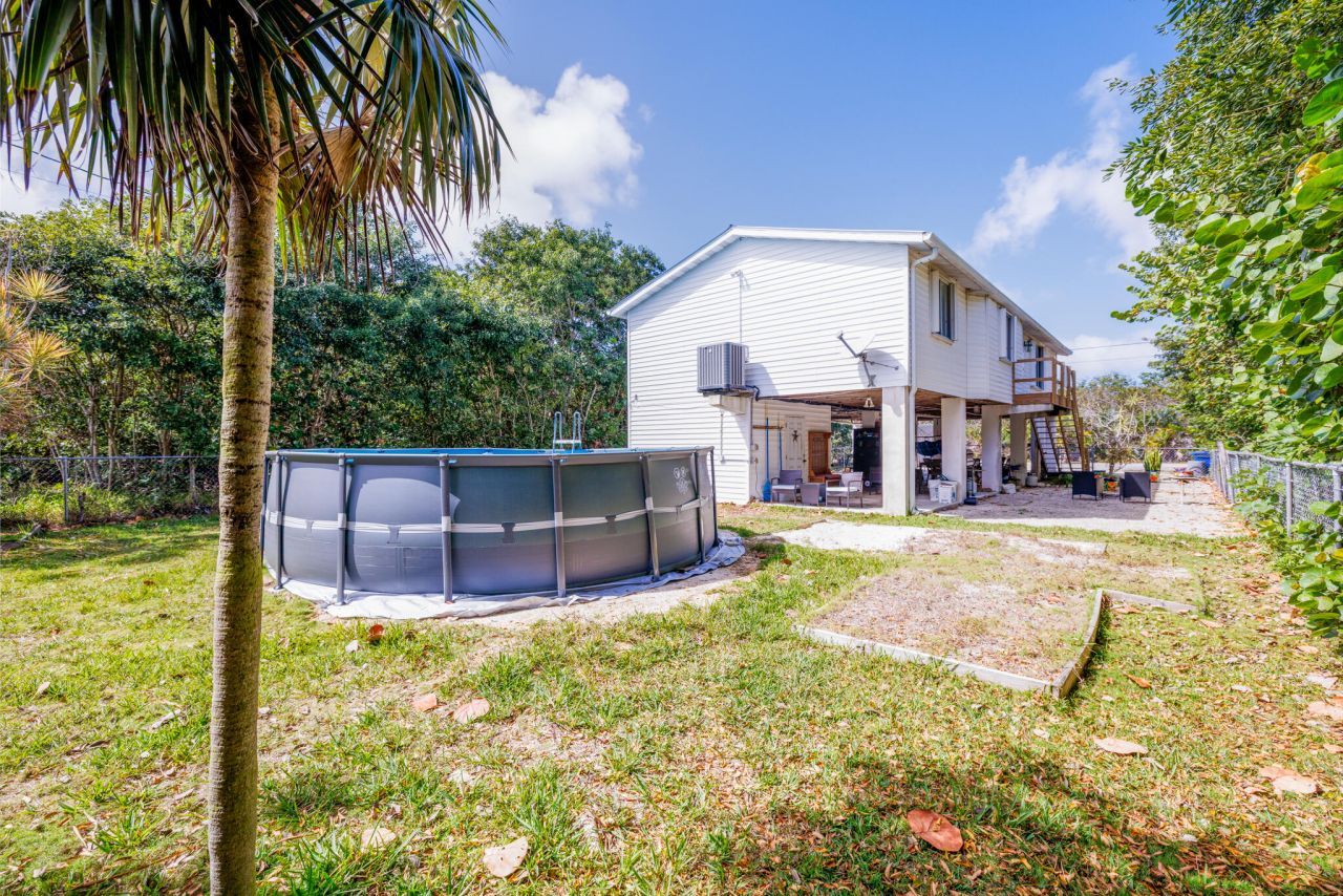 30350 Oleander Boulevard, Big Pine Key, FL 33043 Photo