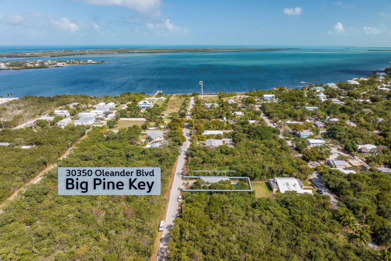 30350 Oleander Boulevard, Big Pine Key, FL 33043 Photo