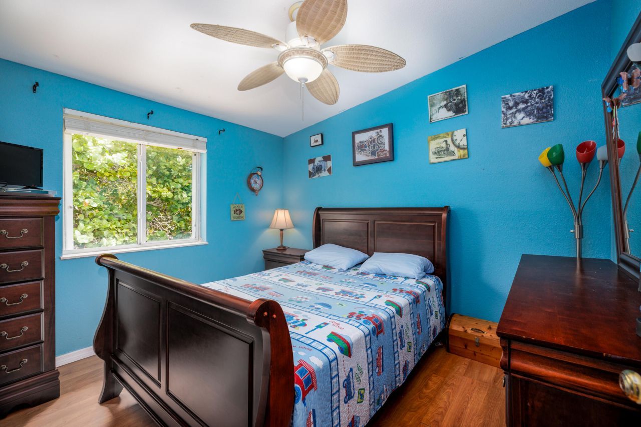 30350 Oleander Boulevard, Big Pine Key, FL 33043 Photo