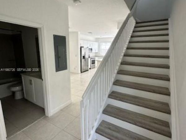 1582 SE 27th Ter , Homestead, FL 33035