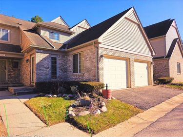 778 S Milford Road, Milford Vlg, MI 48381